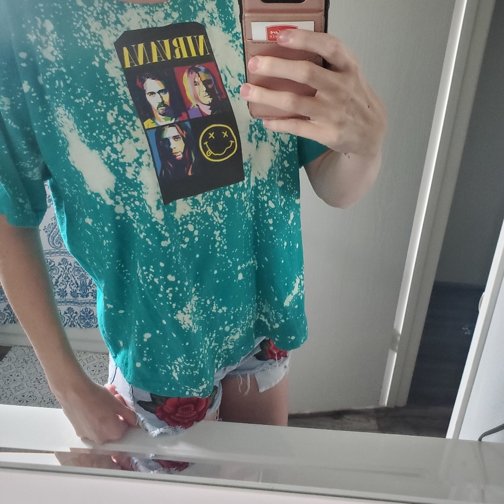 Custom tee - Picture 2 of 4